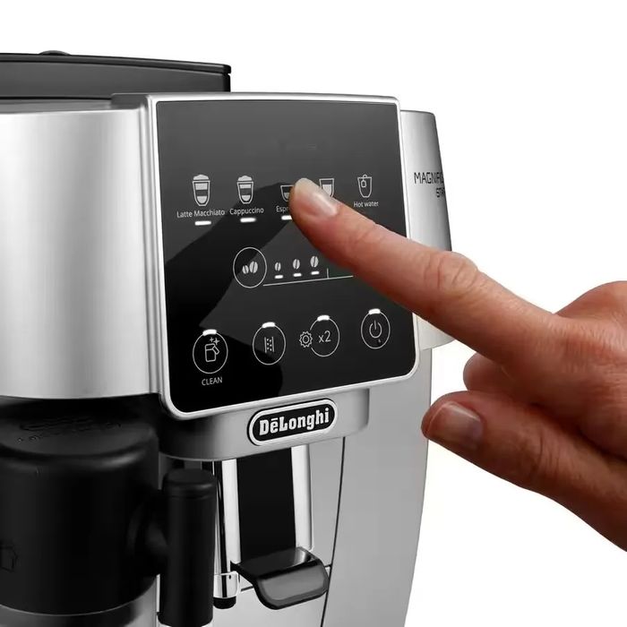 Kофемашина DeLonghi ECAM220.80.SB Magnifica Start