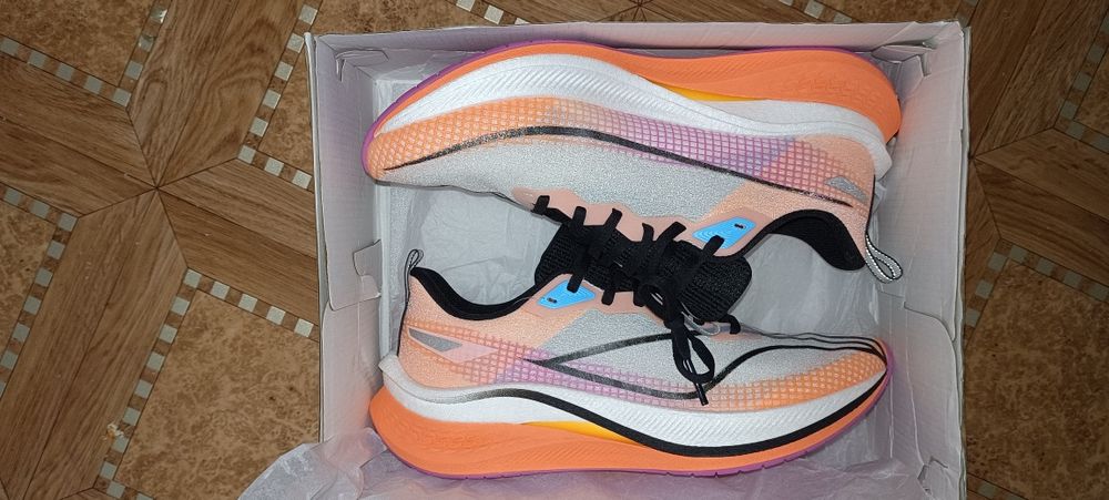 Li ning красовка