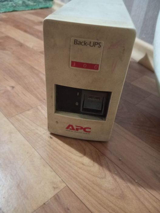 Продам стабилизатор на запчасти