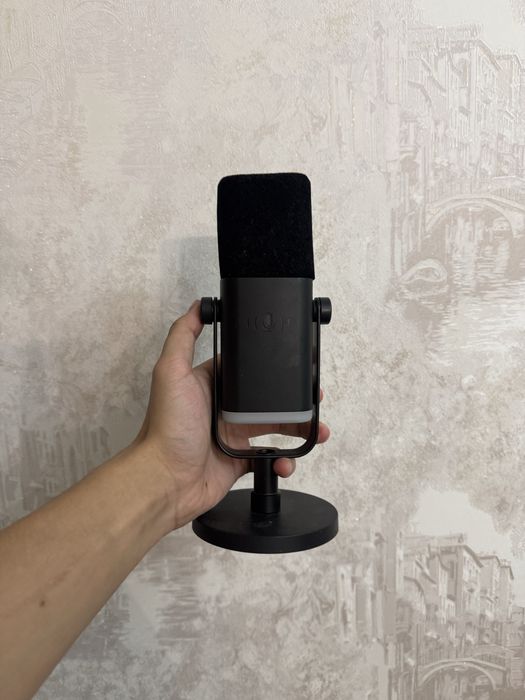 Микрофон Fifine AM8