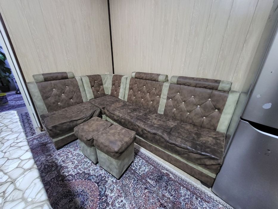 Кухоный уголок сотилади. Самовывоз. Узиз олиб кетасиз. Сергелидан