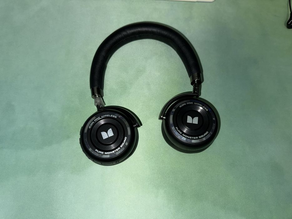 Продам наушники monster