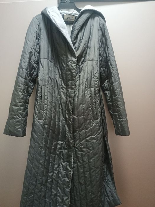 Осенний длинный плащ с капюшоном