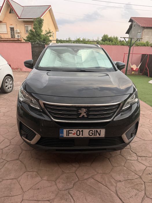 PEUGEOT 5008 2017