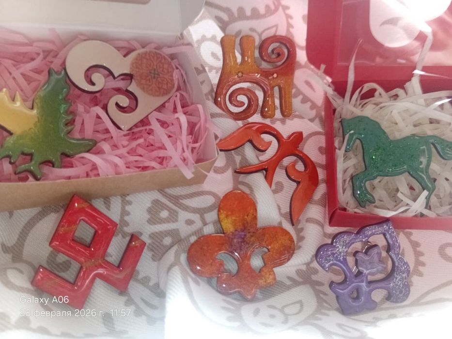 Этно брошки ручная работа