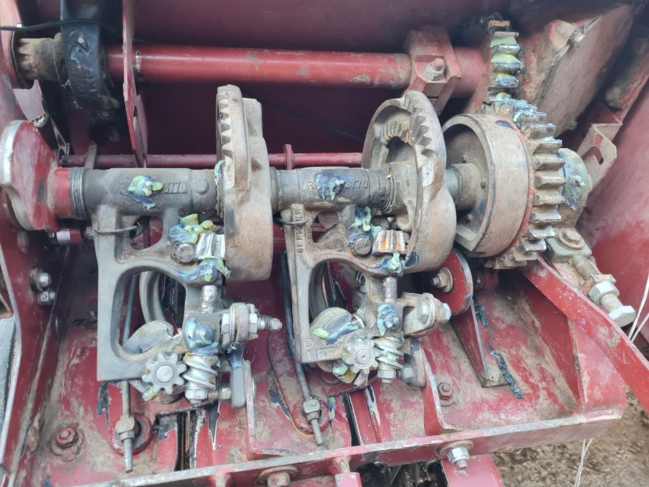 Пресс подборщик тукан 1600