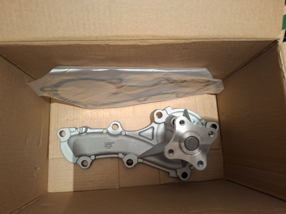 Помпа, водяной насос альмера классик