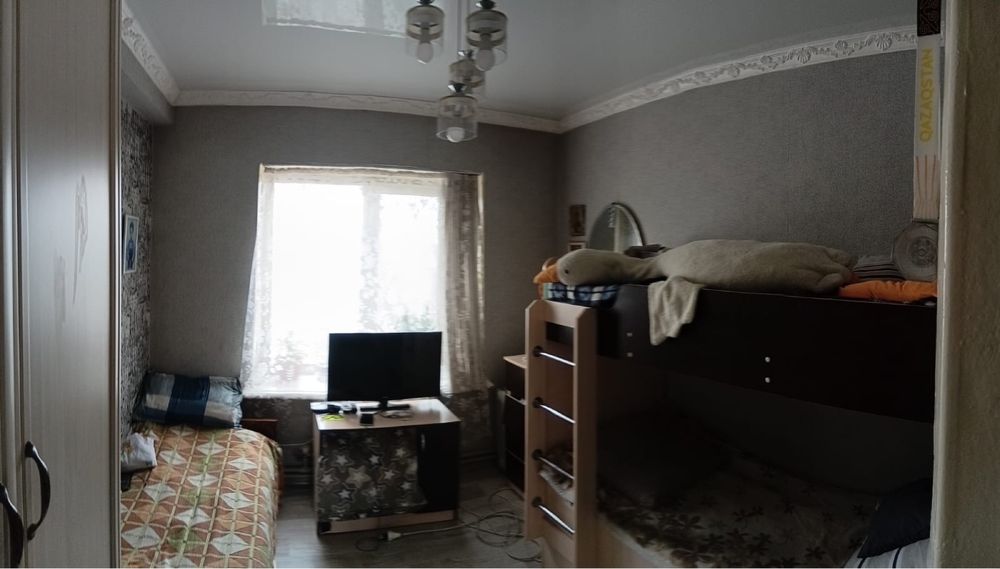 Продаеться квартира 3х комнатная