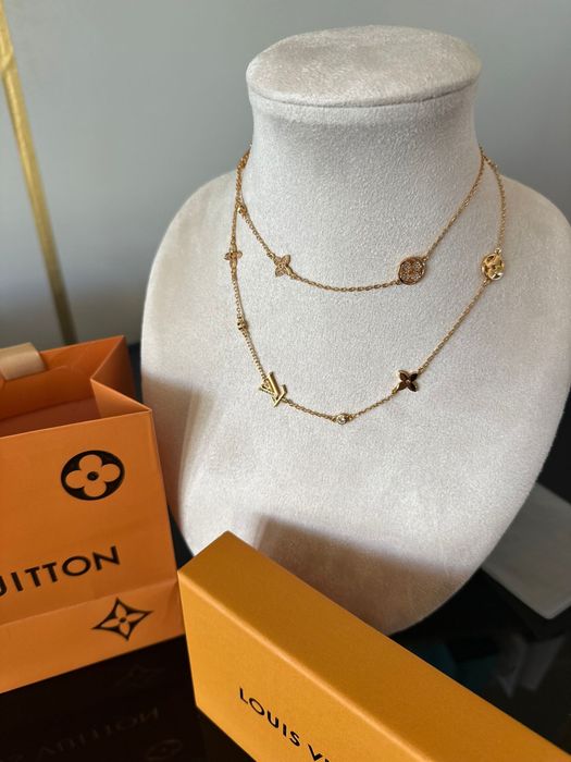 Lantisor Louis Vuitton, placat aur 18k