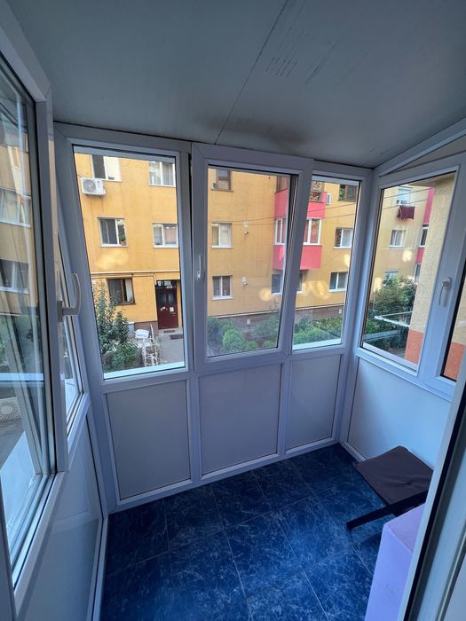 Închiriez garsonieră