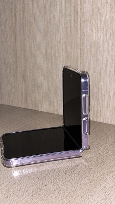 Samsung galaxy z flip 4
