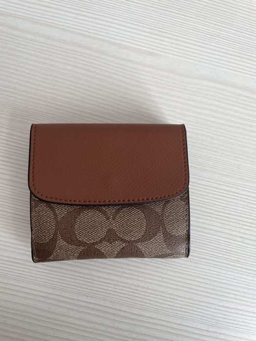 Кошелек от coach