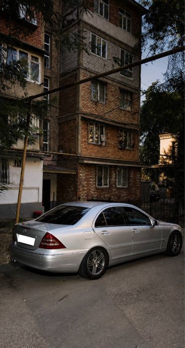 Mercedes benz W203 c240