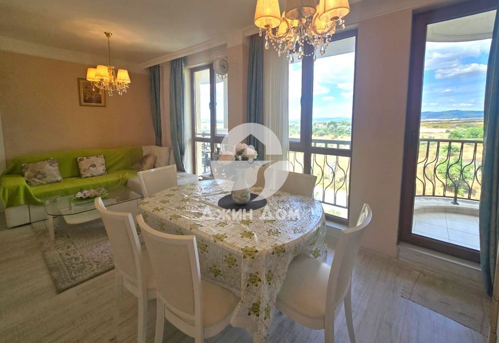 Луксозен тристаен апартамент в к-с Хармони Суитс 9, к.к. Слънчев бряг