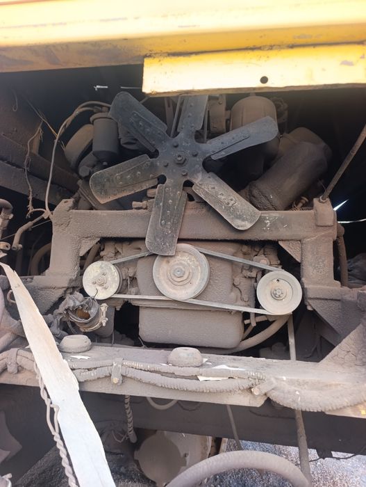 Продается гусеничный экскаватор эо