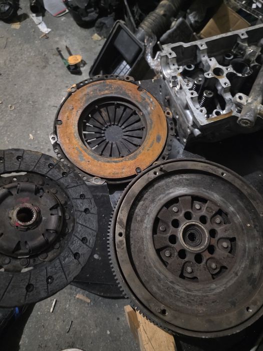 Маховик за Mercedes Sprinter w906 ом 646