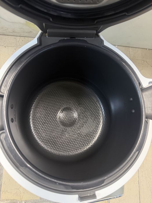 Мултикукър Moulinex Cookeo