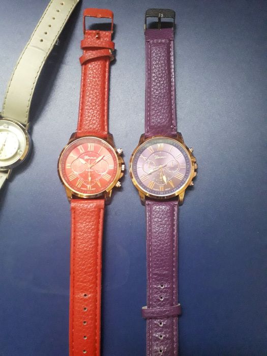 Часы наручные женские