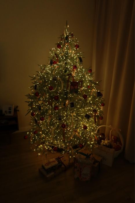 Продам искусственную елку