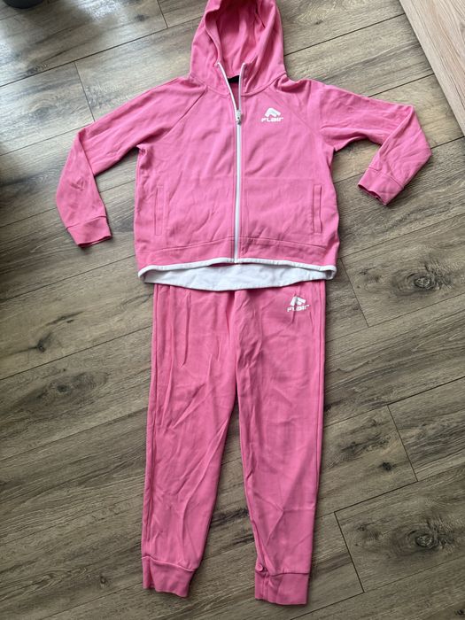 Дамски екип flair нов