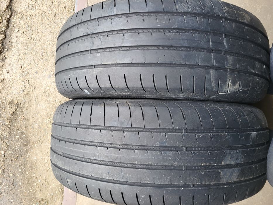 2 anvelope 235 55 R 17 Goodyear vara