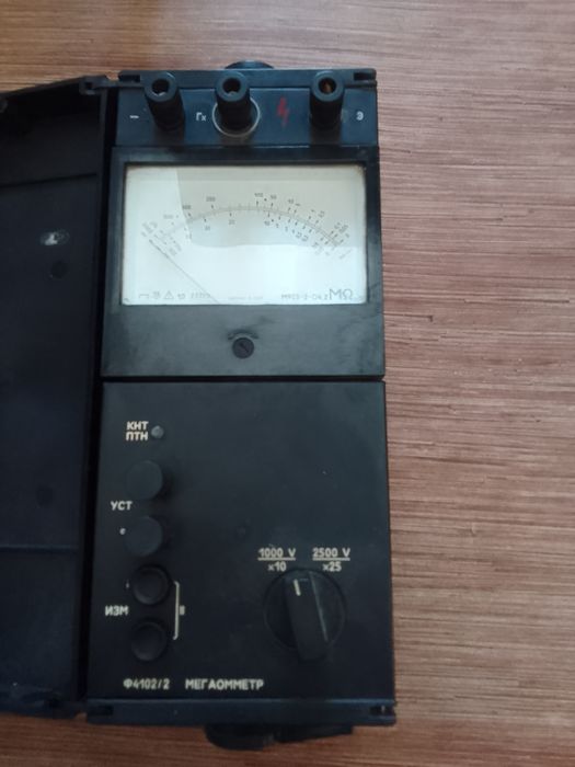 Продам Мегаомметр.в хорошем состоянии б\у