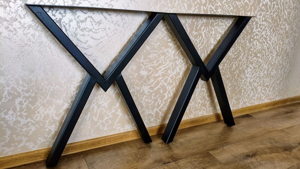 Метални крака за маса