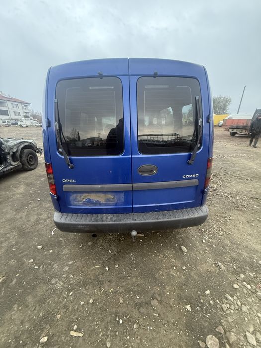Опел комбо Ц 1.3 70кс 2004г на части
