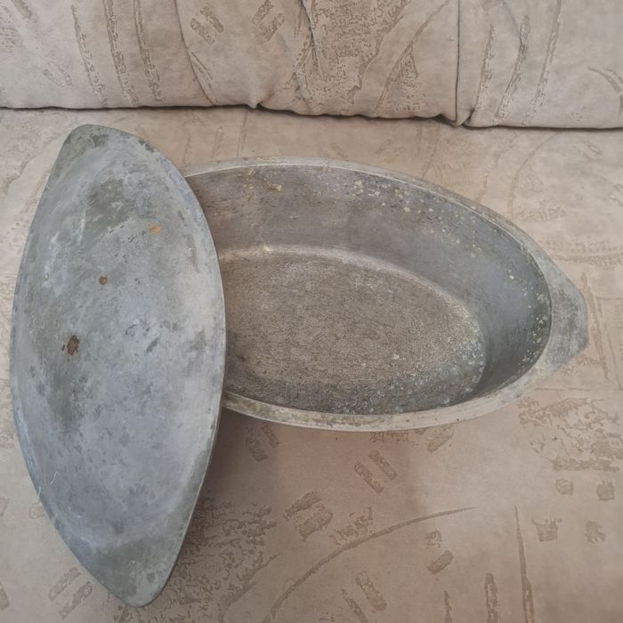 Утятница чугунная