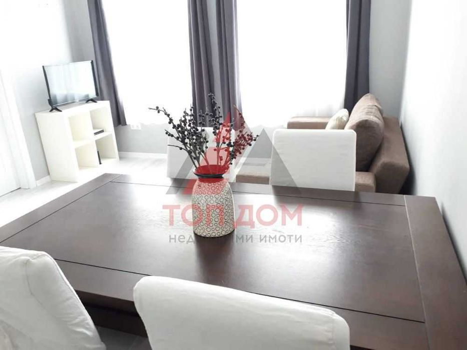 Продава се Двустаен апартамент в Варна, Погреби - 89 кв.м за 2461 €/кв.м - Снимка #2