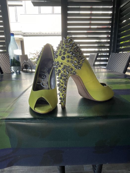 Pantofi Sam Edelman, cu ținte si strasuri!Mar.39.5!