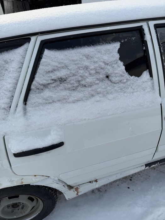 Правые две дверт на ВАЗ 2114