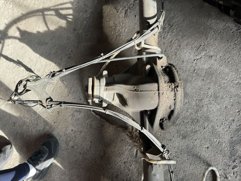 Заден мост с диференциал фолксваген крафтер/ VW crafter 2.5 2.0