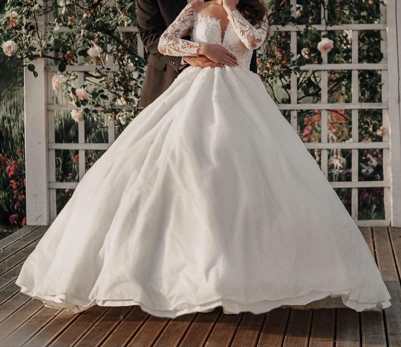Rochie de mireasa Vladiyan