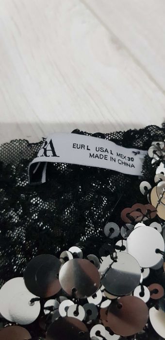 Bluza paiete tip oglinda Zara