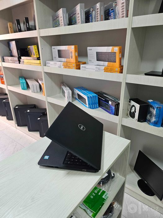 Dell 3590/Core i3 8th/4GB/512 GB