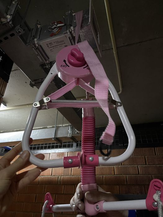 Прыгунок детский качель для дома