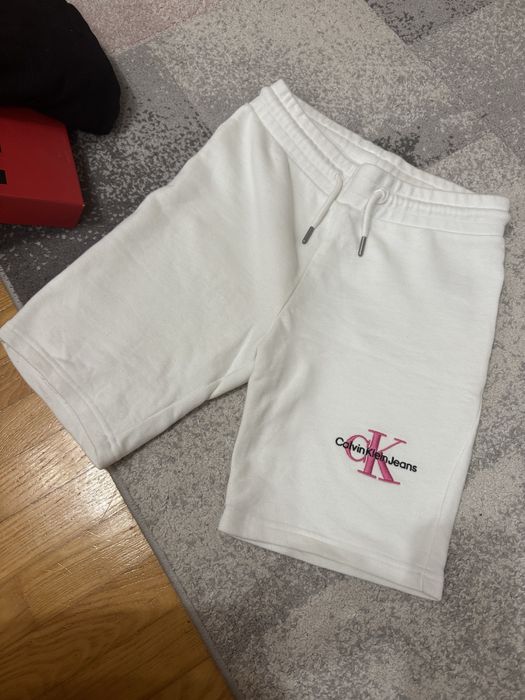 Клин Calvin Klein