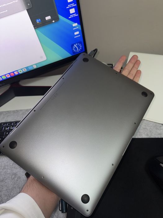 Macbook air M1, 16gb, 85% baterie