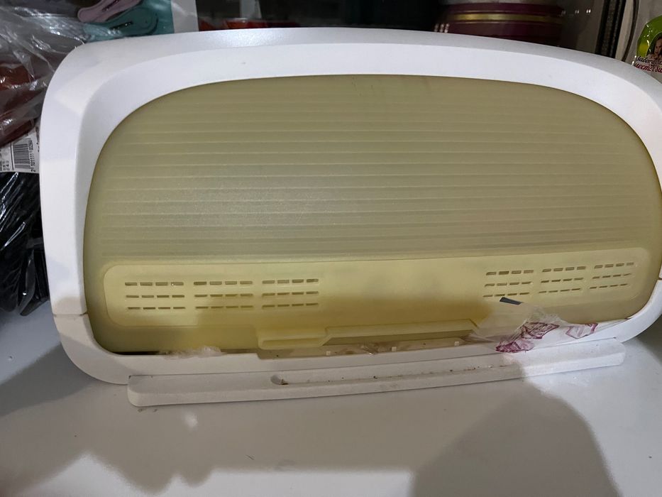 Продам хлебницу Tupperware