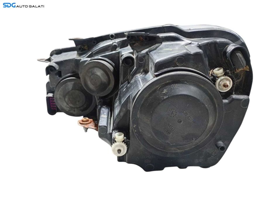 Far Dreapta FARA Xenon Volkswagen Golf 6 2008 - 2013 [LC0899]