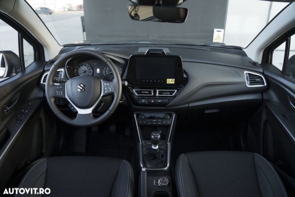 Suzuki S-cross Luxus MHEV 48V 1.4 boosterjet 130cp M6 4WD