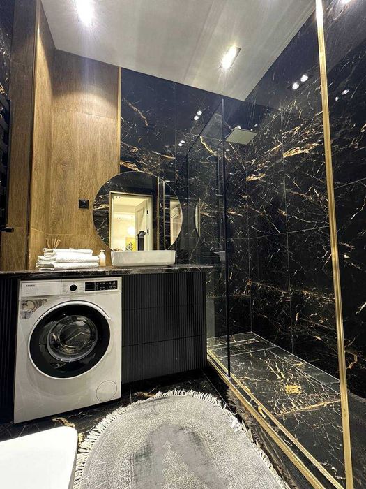 Готовая 2-комнатная квартира с мебелью в Mirabad Avenue, 64 м²