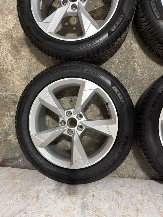 Jante Audi OEM 19 5x112 ET45 Q3 A4+ 235/50 R19 AllSeason
