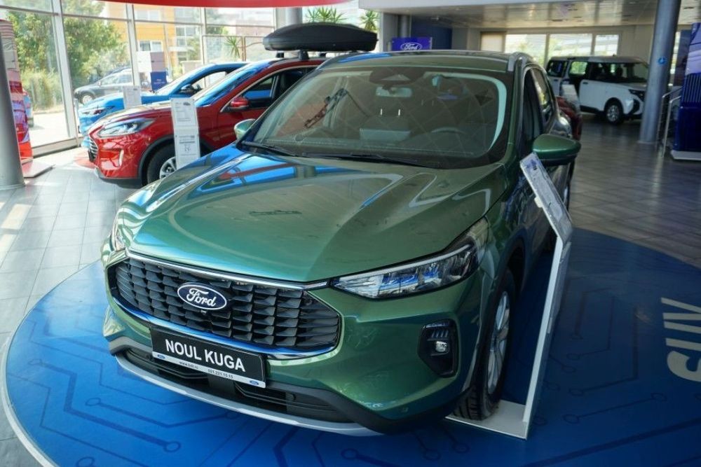 Ford Kuga Ford Kuga MCA 5 usi Titanium 2.5l Duratec PHEV 243 CP AT