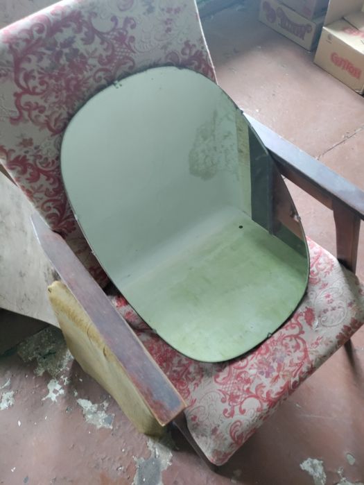 Продам зеркала настенные