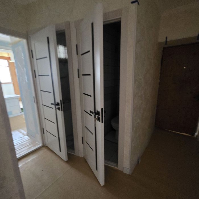 Продается 2х комнатная квартира кирпич Шота Руставели Яккасарай