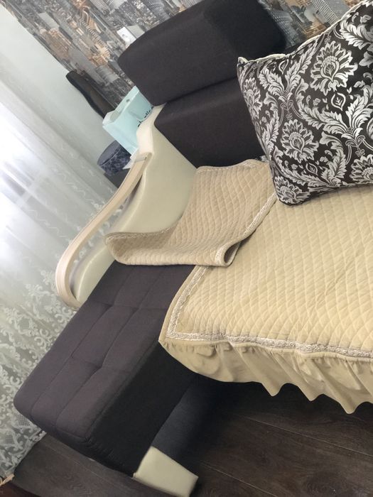 Мяхкий уголок  для зала  (диван)…