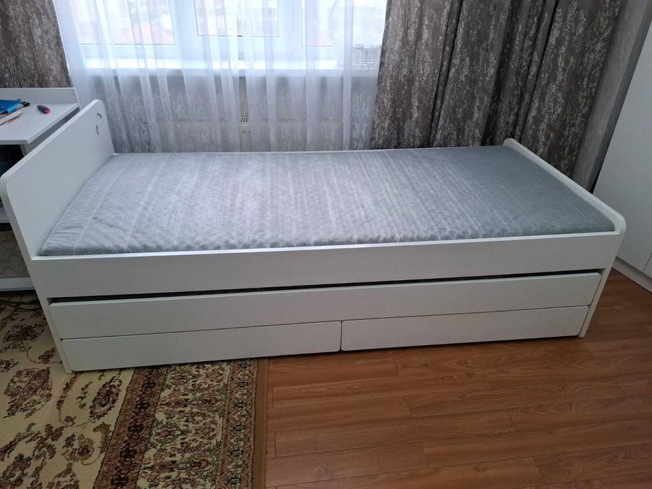 Продам кровать Икеа