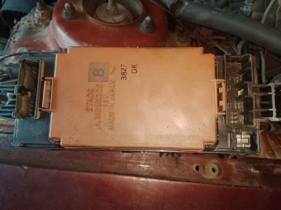 Блок предохранителей Митсубиси Галант